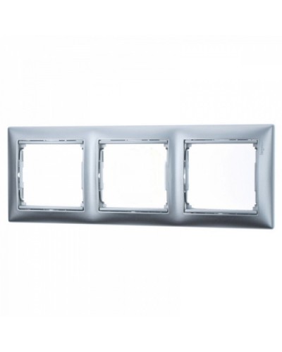 Рамка 3п Valena Legrand 770153 в Магнитогорске Аксессуары для кабель-канала Pintop.ru